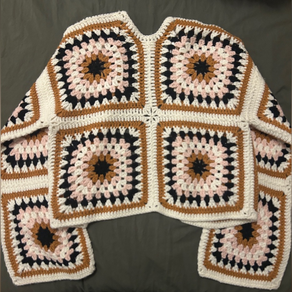 Chic Crochet Cardigan Sweater - Picture 4 of 4